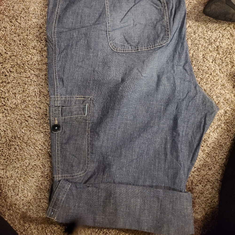 Crop/capri